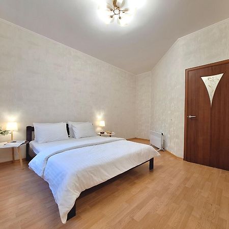 Однокімна Квартира Біля Каштанової Алеї У Центрі Полтави Мережа Alexapartments Документи Для Відряджень Безконтатне Заселення 24-7 Полтава Экстерьер фото