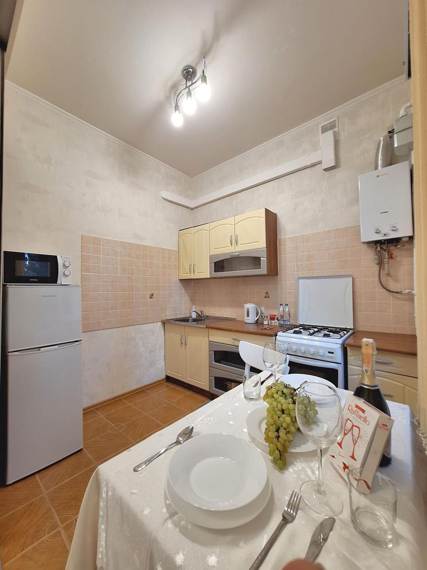 Однокімна Квартира Біля Каштанової Алеї У Центрі Полтави Мережа Alexapartments Документи Для Відряджень Безконтатне Заселення 24-7 Полтава Экстерьер фото